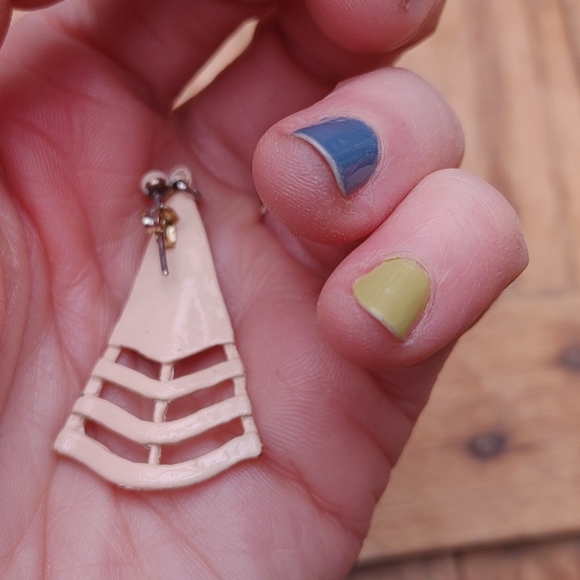 Vintage Earrings - Picture 4 of 4